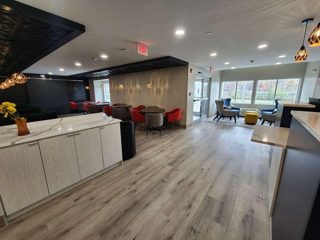 Best Western Buffalo Inn & Suites Интерьер фото
