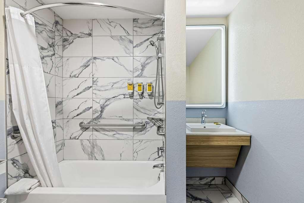 Best Western Buffalo Inn & Suites Номер фото