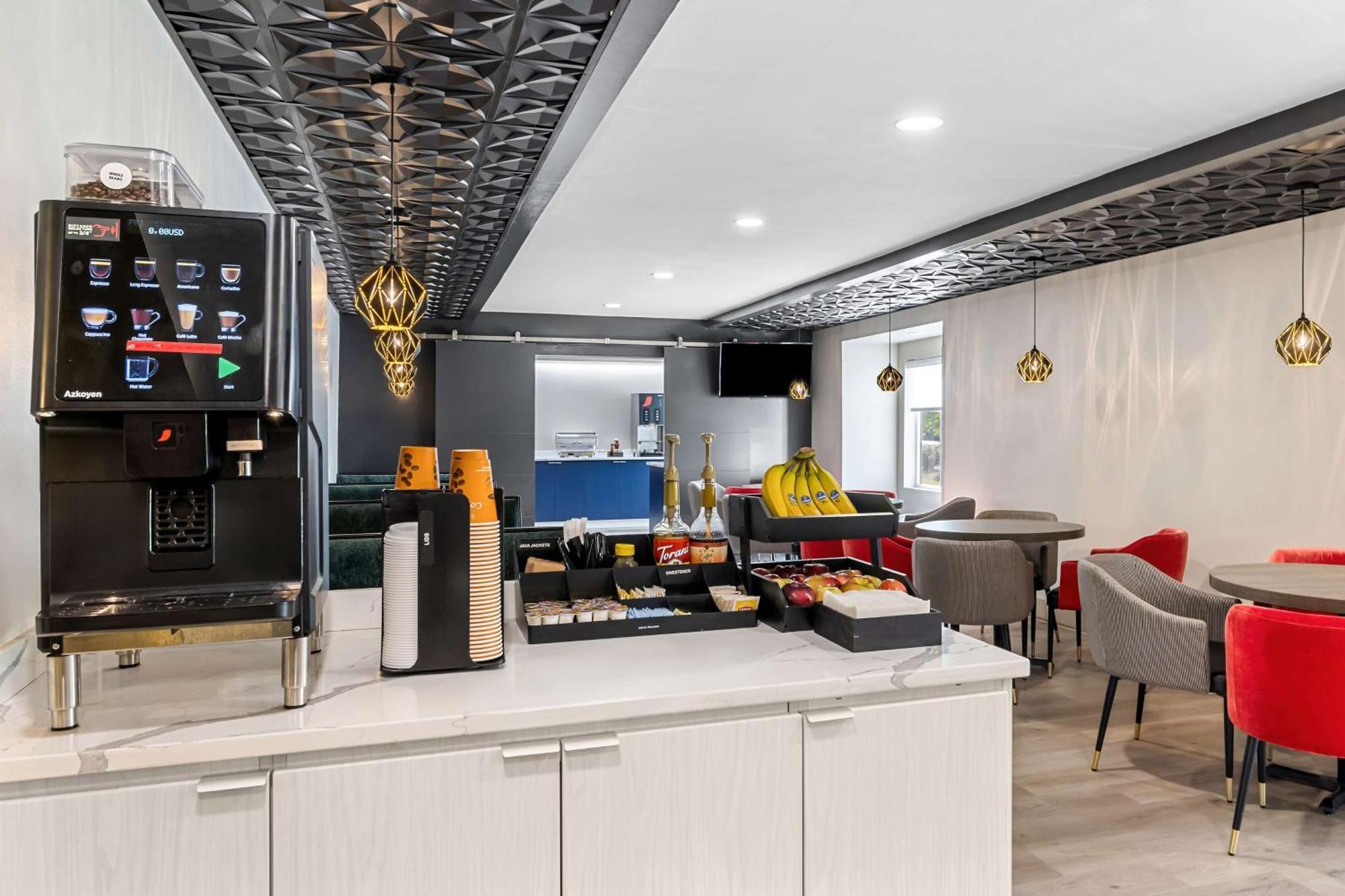 Best Western Buffalo Inn & Suites Экстерьер фото