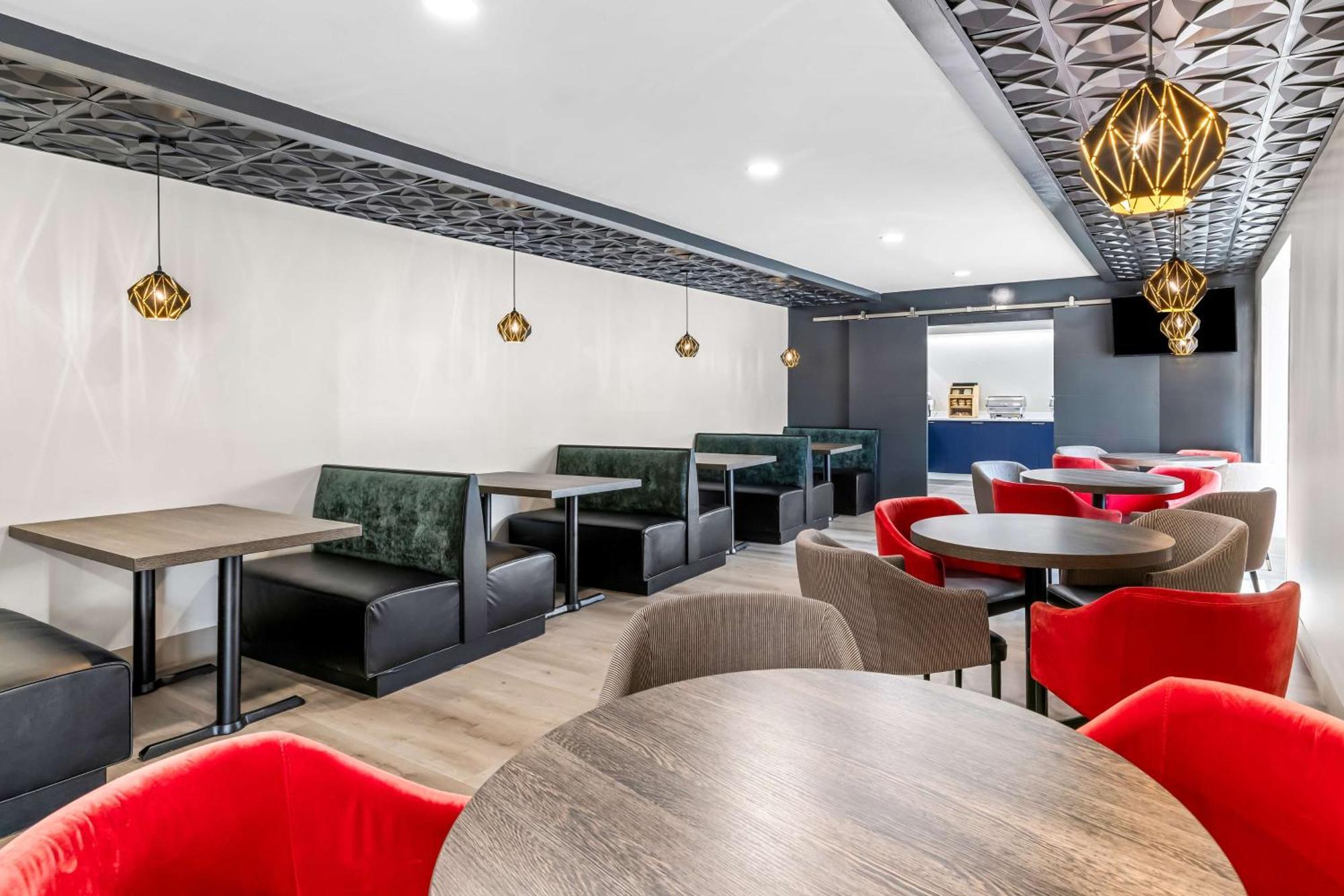 Best Western Buffalo Inn & Suites Экстерьер фото