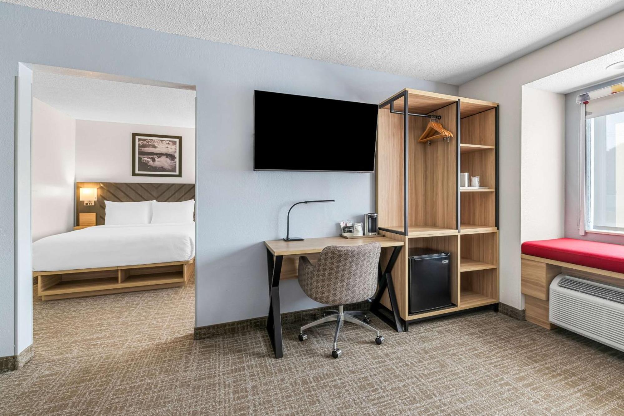Best Western Buffalo Inn & Suites Экстерьер фото